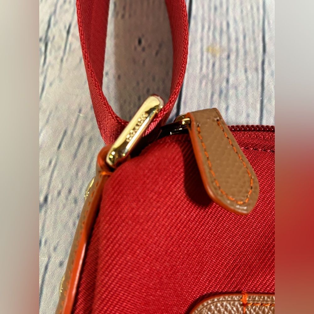 COACH Sawyer Red Crossbody - Picture 6 of 11
